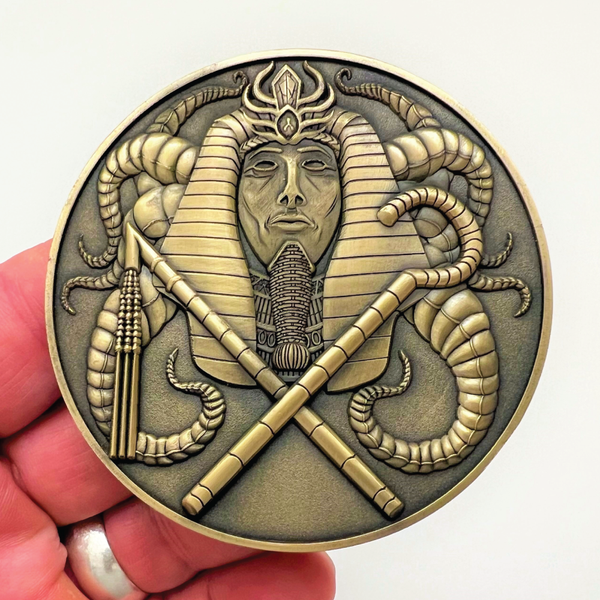 Load image into Gallery viewer, Call of Cthulhu "Nyarlathotep" Goliath Coin